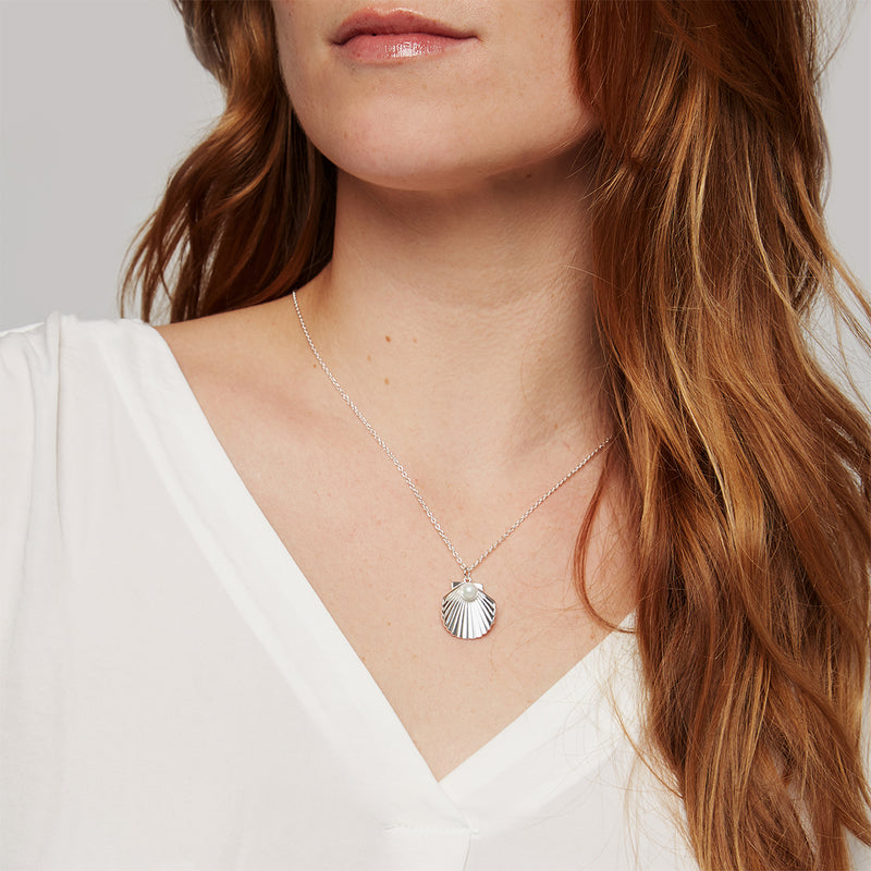 Open Shell Necklace Silver