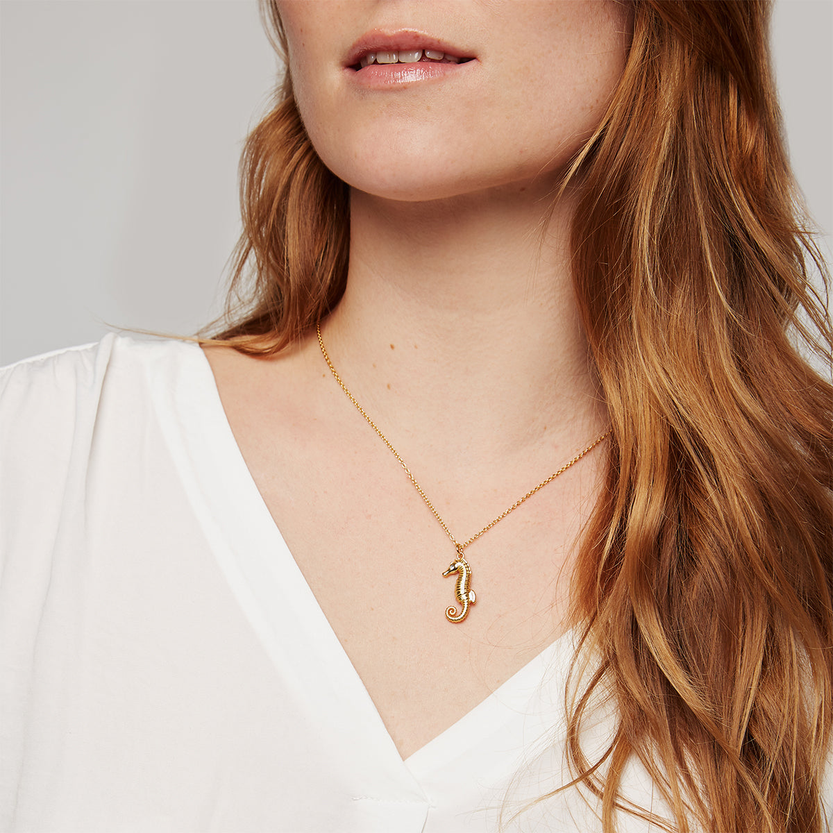 Seahorse Necklace Gold